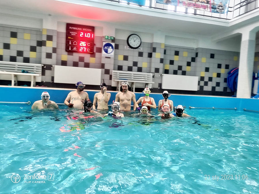 Hokej pod wodą Walenie Siemianowice Śląskie Trening 21 I 2023. Koniec Walenia czyli Amatorska Liga Hokeja Pod Wodą